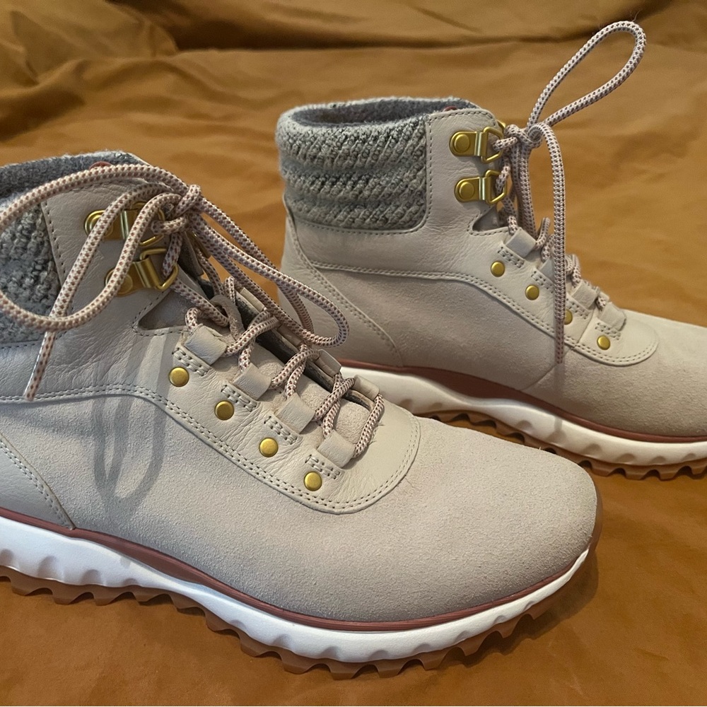 Cole Haan size 5.5 boots